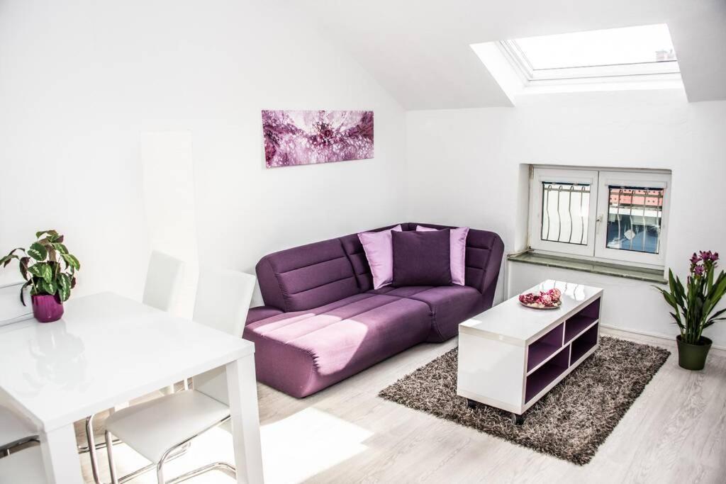 Apartment Pouringraz Fuer Kunst- Und Tennisliebhaber Экстерьер фото