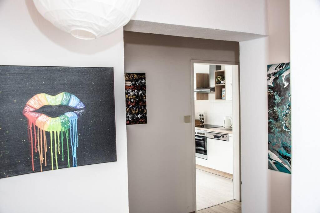 Apartment Pouringraz Fuer Kunst- Und Tennisliebhaber Экстерьер фото