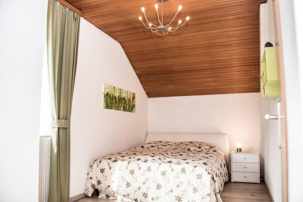 Apartment Pouringraz Fuer Kunst- Und Tennisliebhaber Экстерьер фото