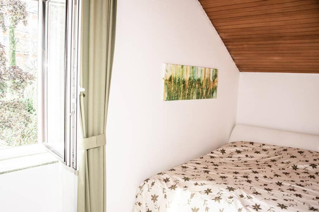 Apartment Pouringraz Fuer Kunst- Und Tennisliebhaber Экстерьер фото